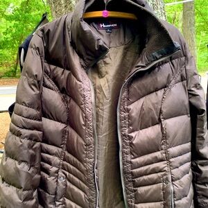 Puffer quilted look. Rich brown. Length is more coat then jacket. @above knee